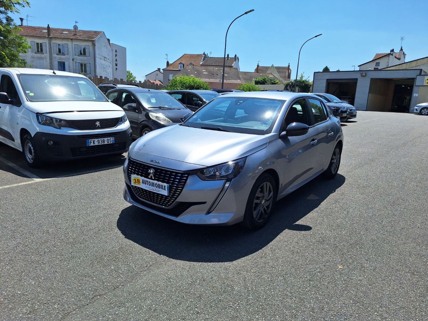 Peugeot | 208